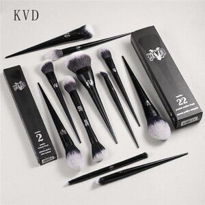 Kat Von D  Makeup Brush Set & Kit Foundation Blush Highlight Concealer NWT